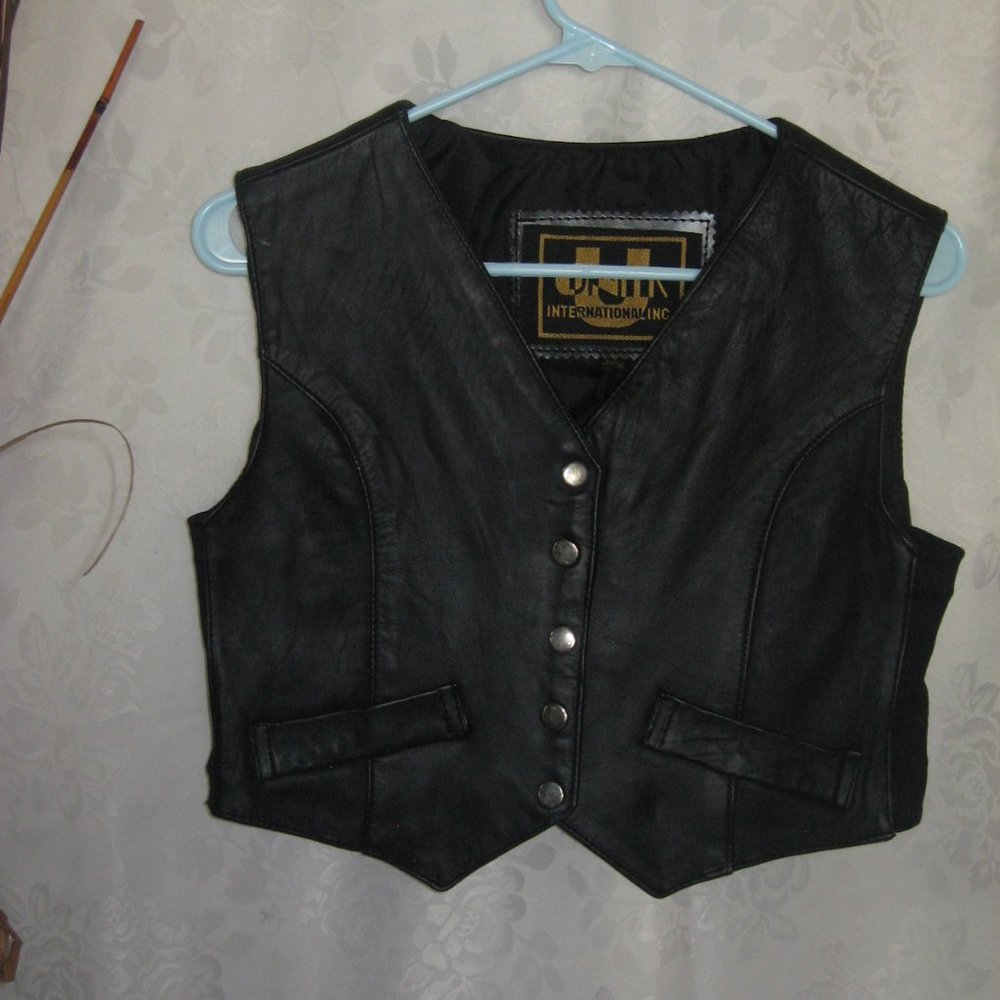 NEW UNIIK COW HIDE VEST